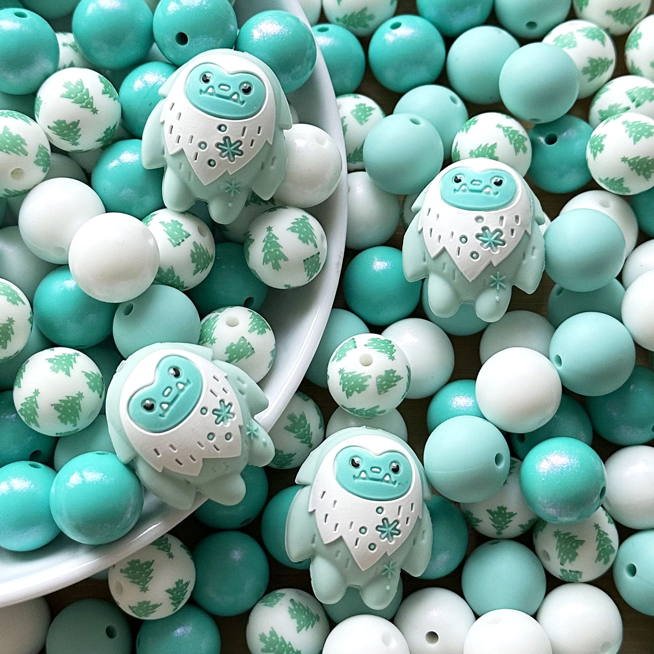 24Pcs Monster Focal Beads Assorted Pack,Loose Bead