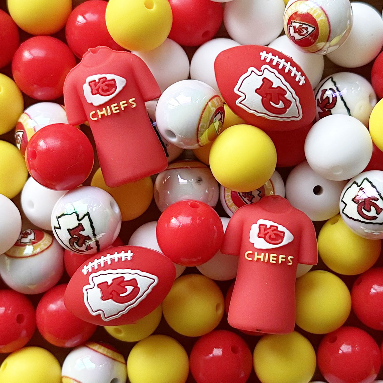 48Pcs Assorted Football Team Beads,Mixed Loose Beads