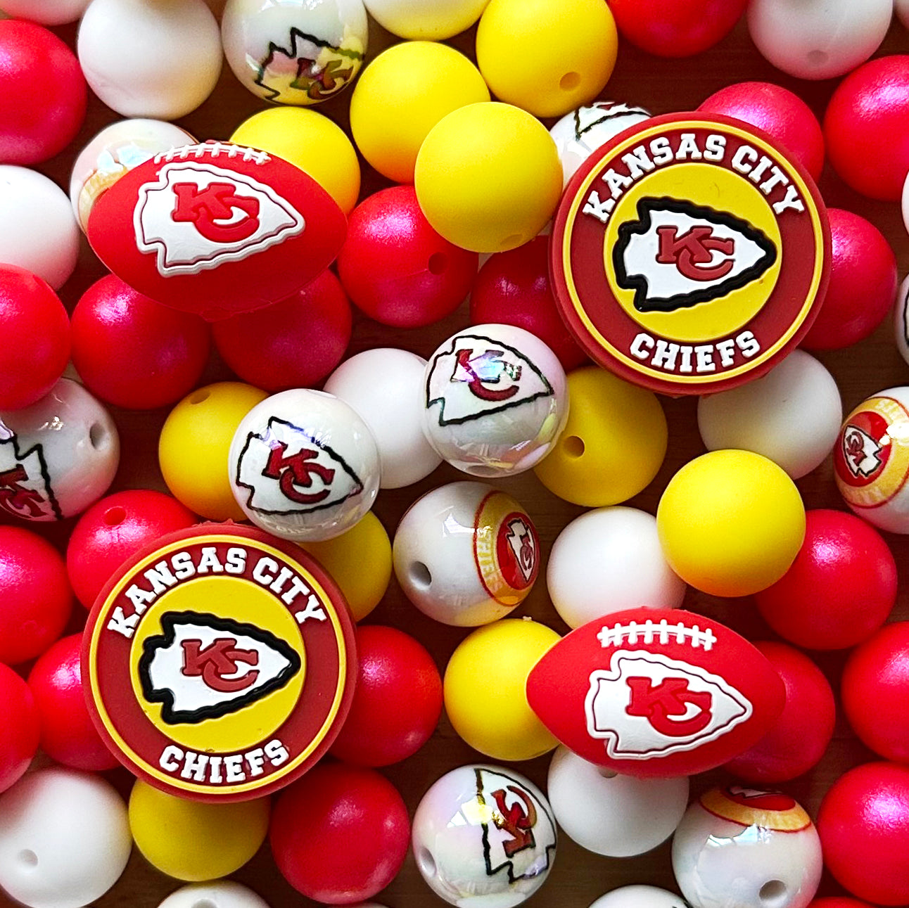 48Pcs Assorted Football Team Beads,Mixed Loose Beads