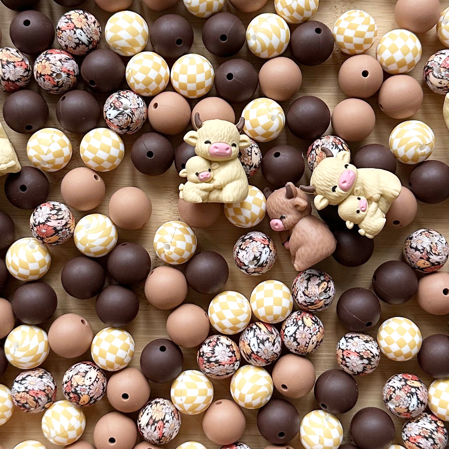 24Pcs Highland Cow Focal Beads Assorted Pack,Western Bead