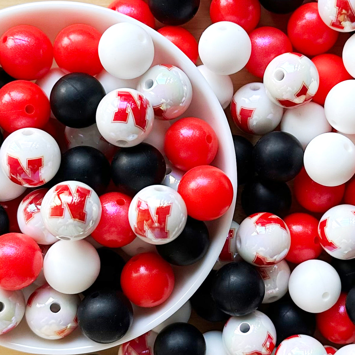 40Pcs College Football Team Assorted Beads,Loose Bead