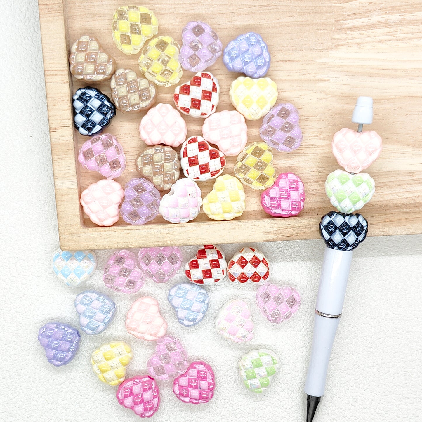Checkerboard Heart Acrylic Beads