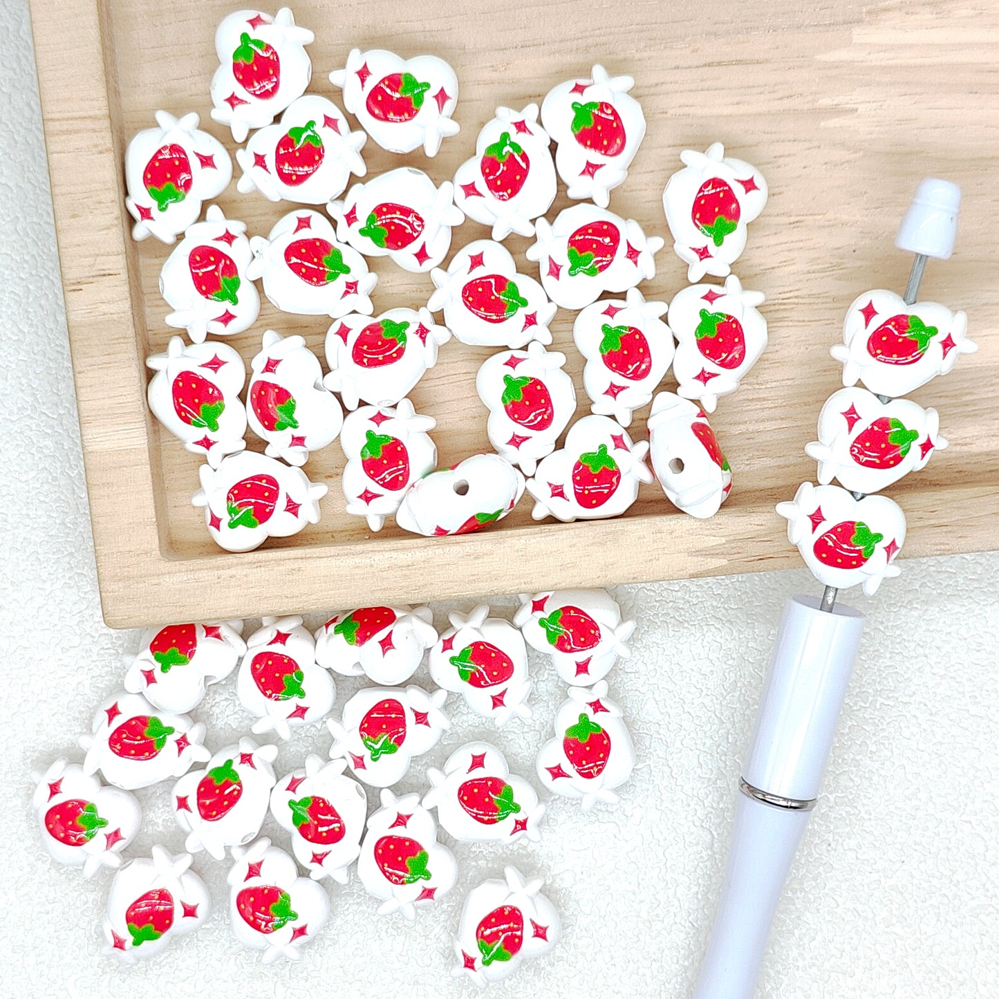 Strawberry Print Heart Beads,Acrylic Loose Beads DIY Keychain