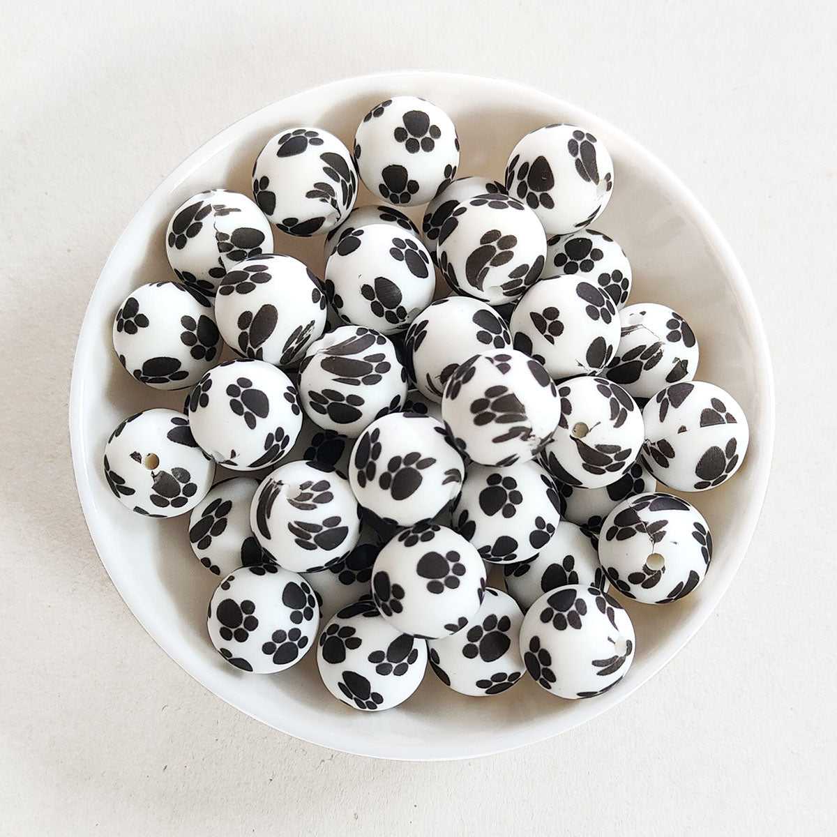 12/15mm Bear Paw Print Silicone Beads - Round - #48