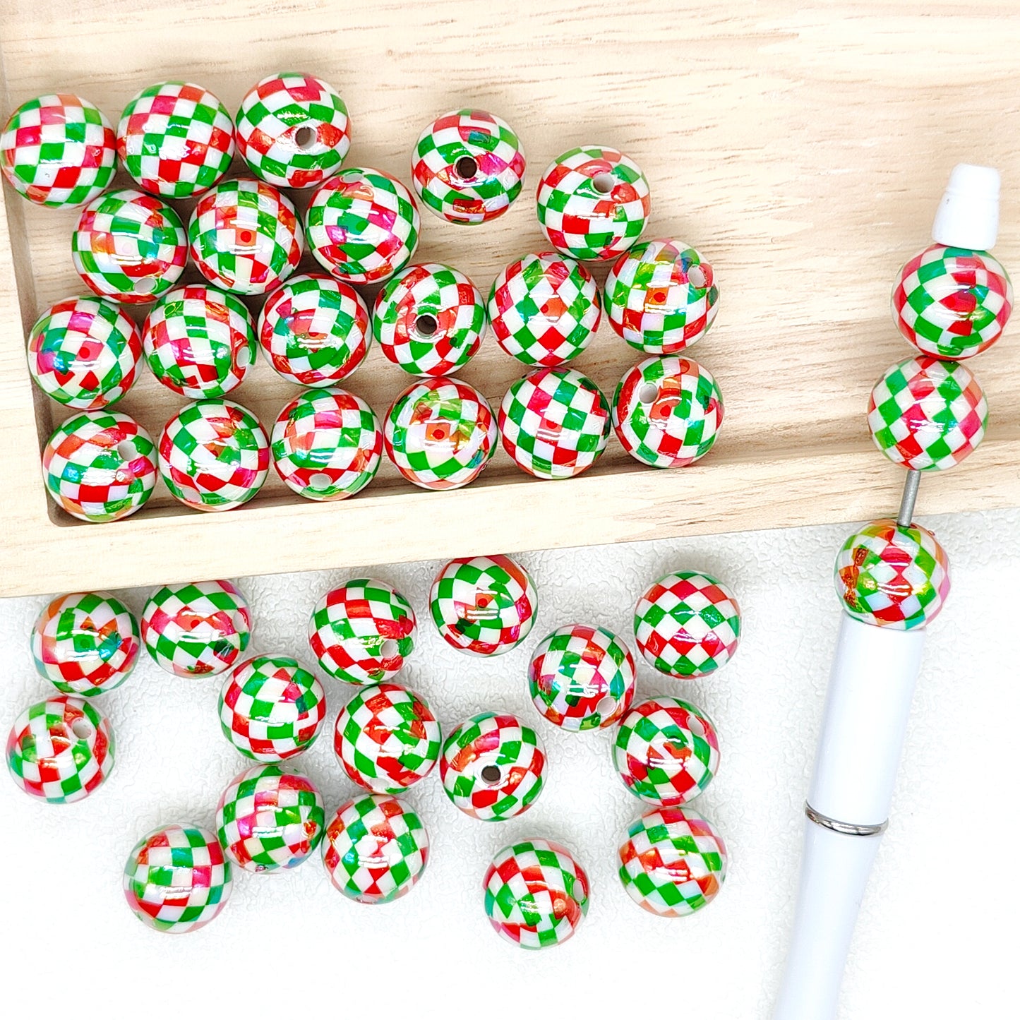 16mm UV Christmas Checked Print Acrylic Gumball Beads