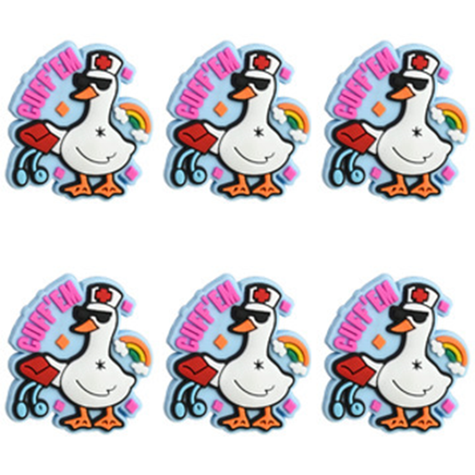 Goose Nurse Cu em Focal