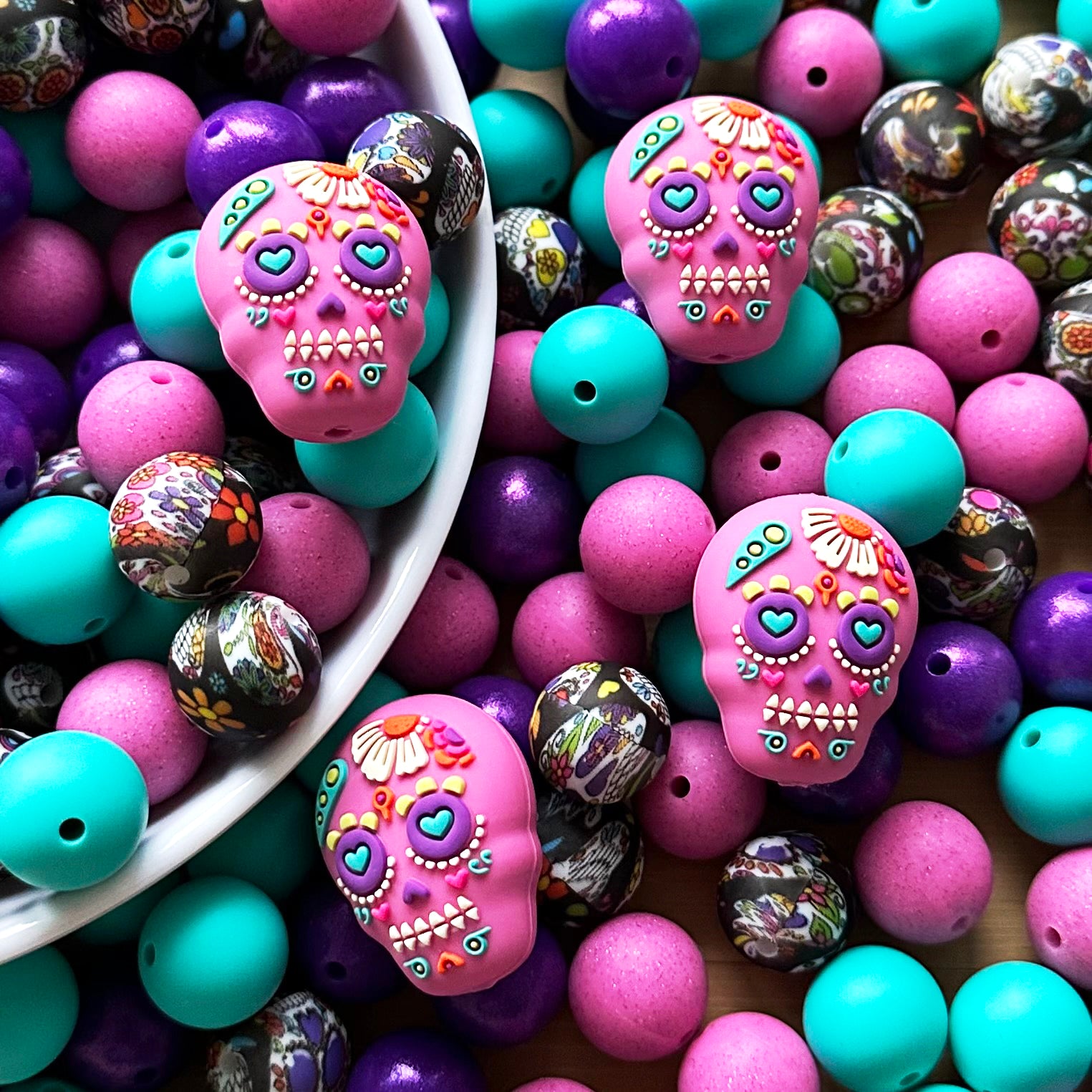 24Pcs Skull Focal Beads Assorted Pack,Loose Bead