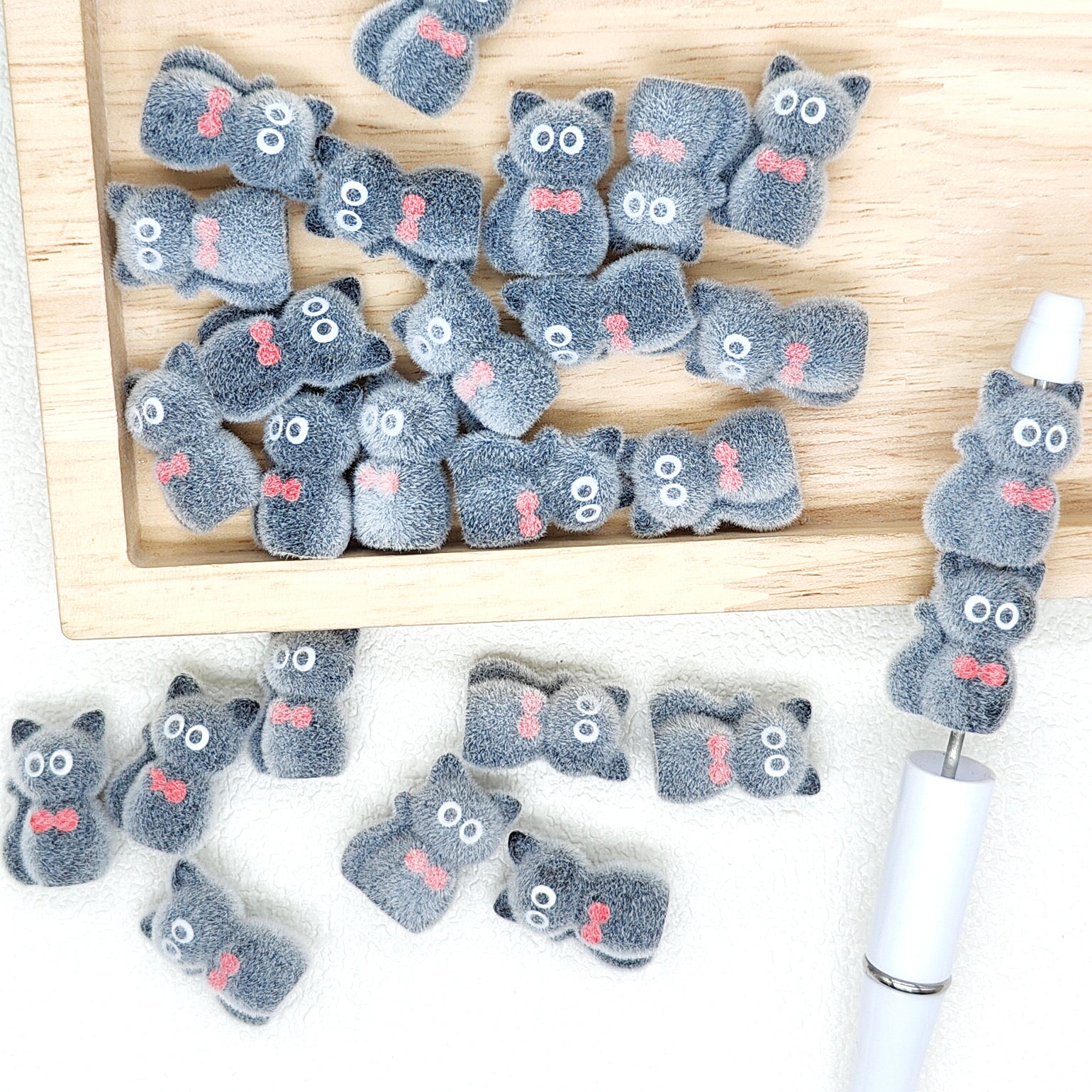 Black Cat Focal Flocked Acrylic Beads for Pen,Fuzzy Bead