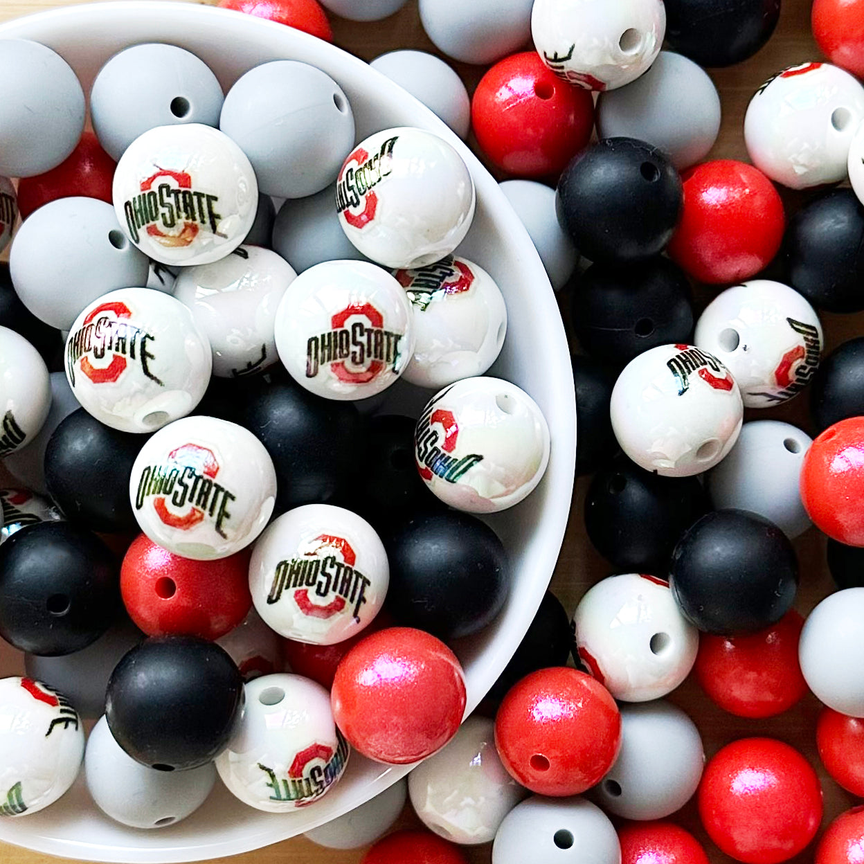 40Pcs College Football Team Assorted Loose Bead