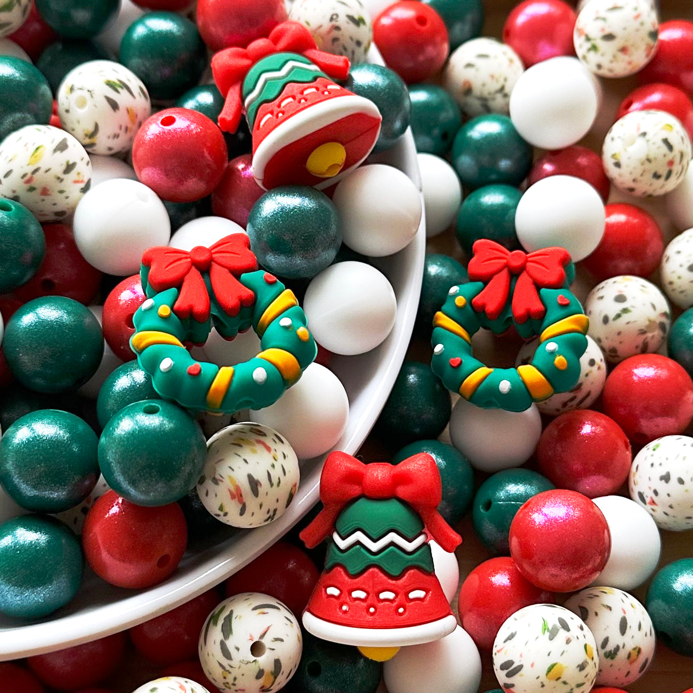 24Pcs Christmas Bell Wreath Focal Beads Assorted Pack,Loose Bead