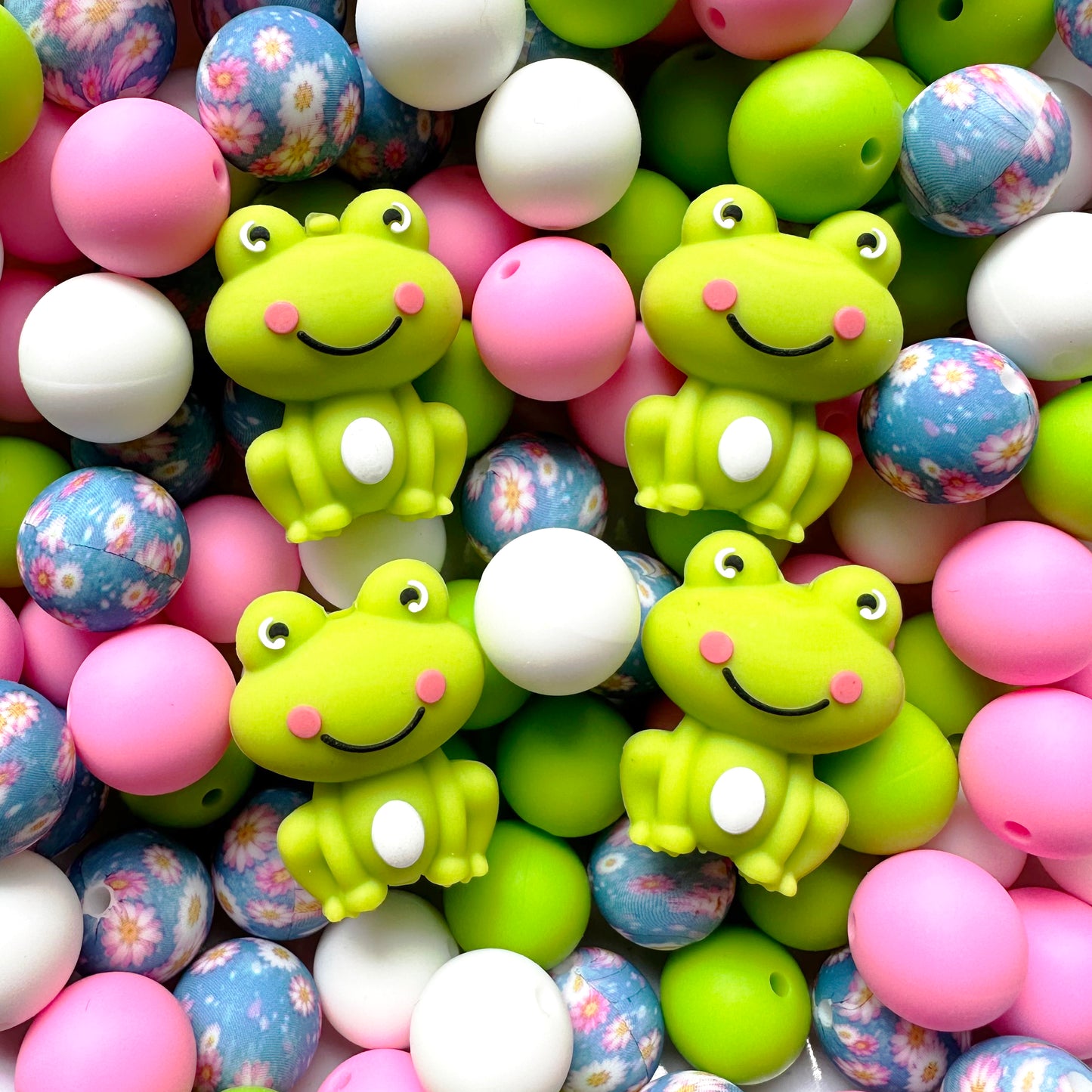 24/48Pcs Assorted Frog Beads Beads Mix