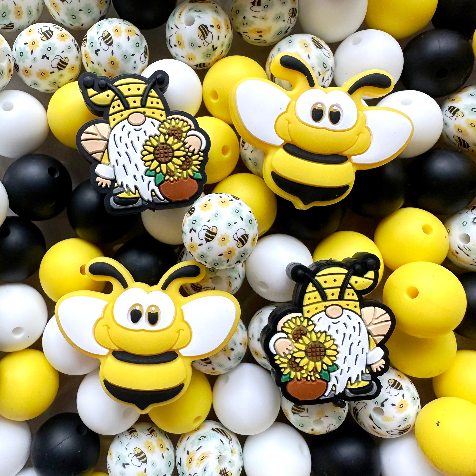 24/48Pcs Assorted Beads, Bee Gnome Focal & 15mm Round Beads, Cup Charm