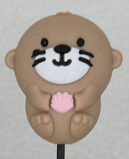 3D Otter with Shell Focal