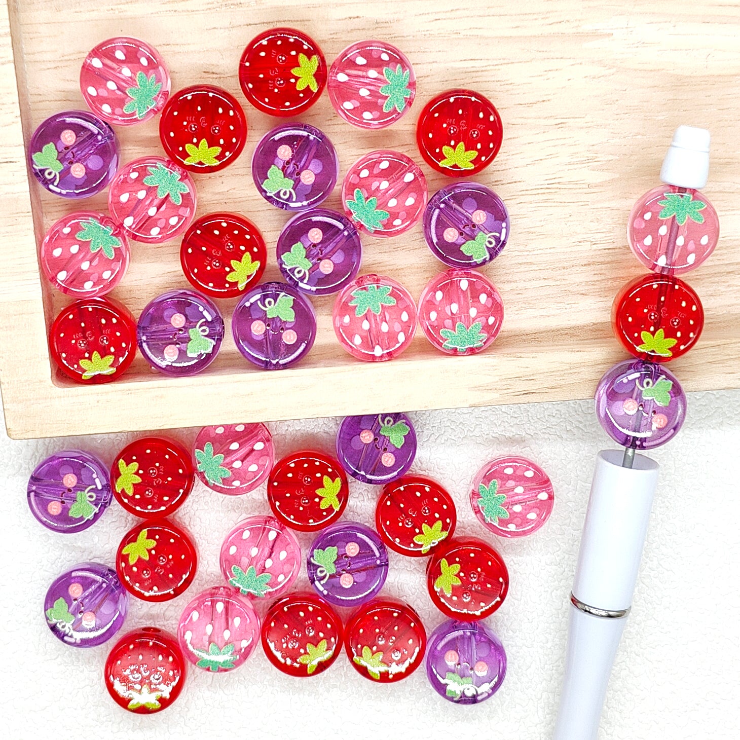 Flat Round Mixed Color Transparent Strawberry Acrylic Beads