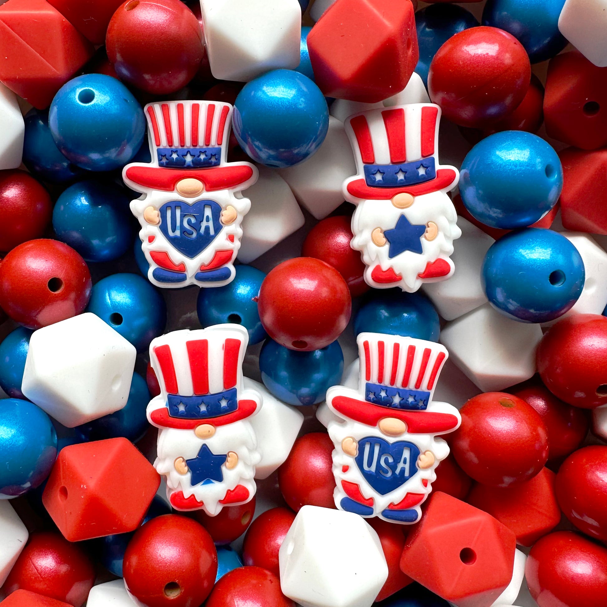 24/48Pcs Assorted Patriotic Silicone Beads