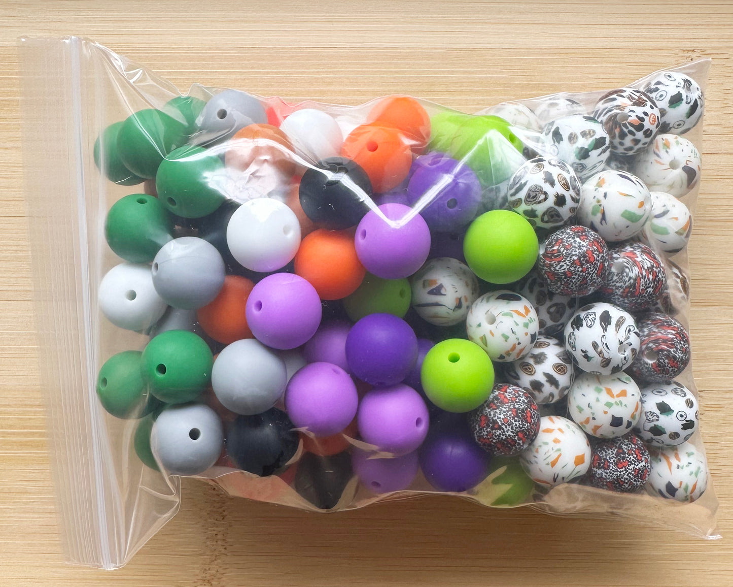 150Pcs Halloween Silicone Beads Mix, 15mm Print Round Beads