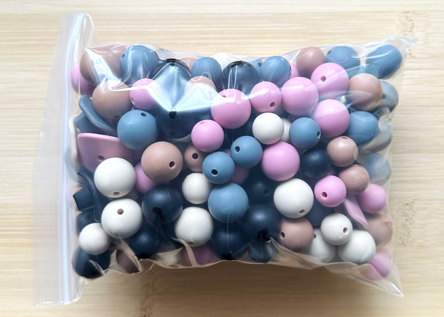 210pcs Assorted Western Silicone Beads Pack