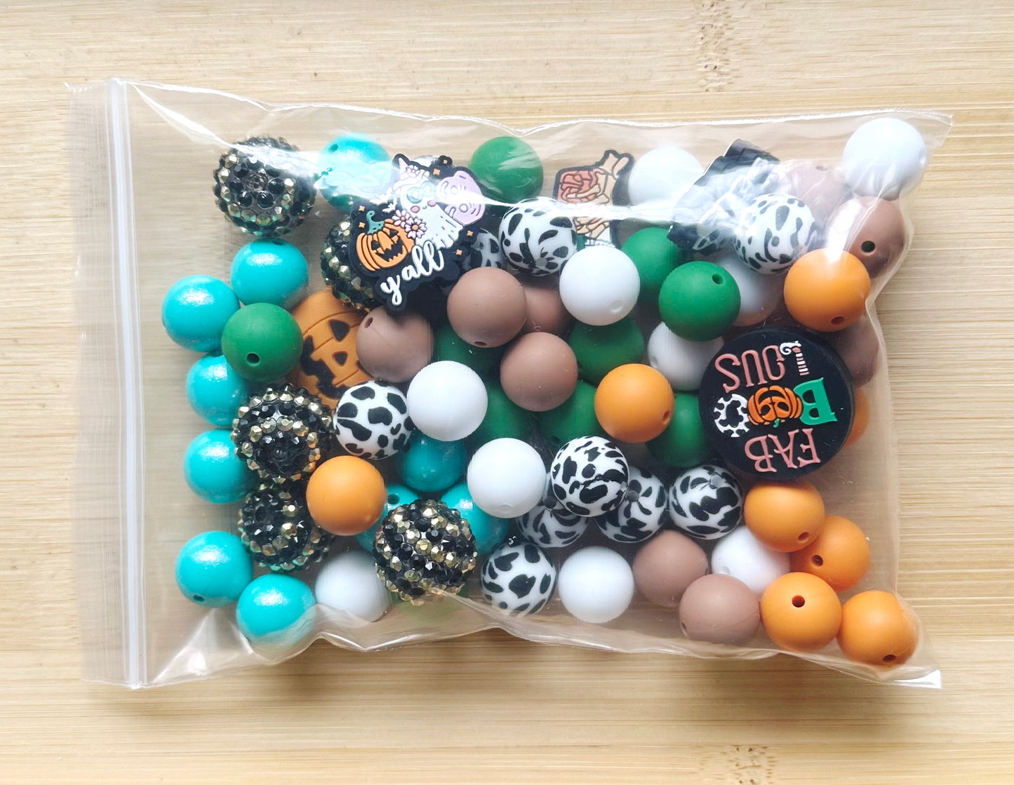 70Pcs Assorted Western Halloween Silicone Beads