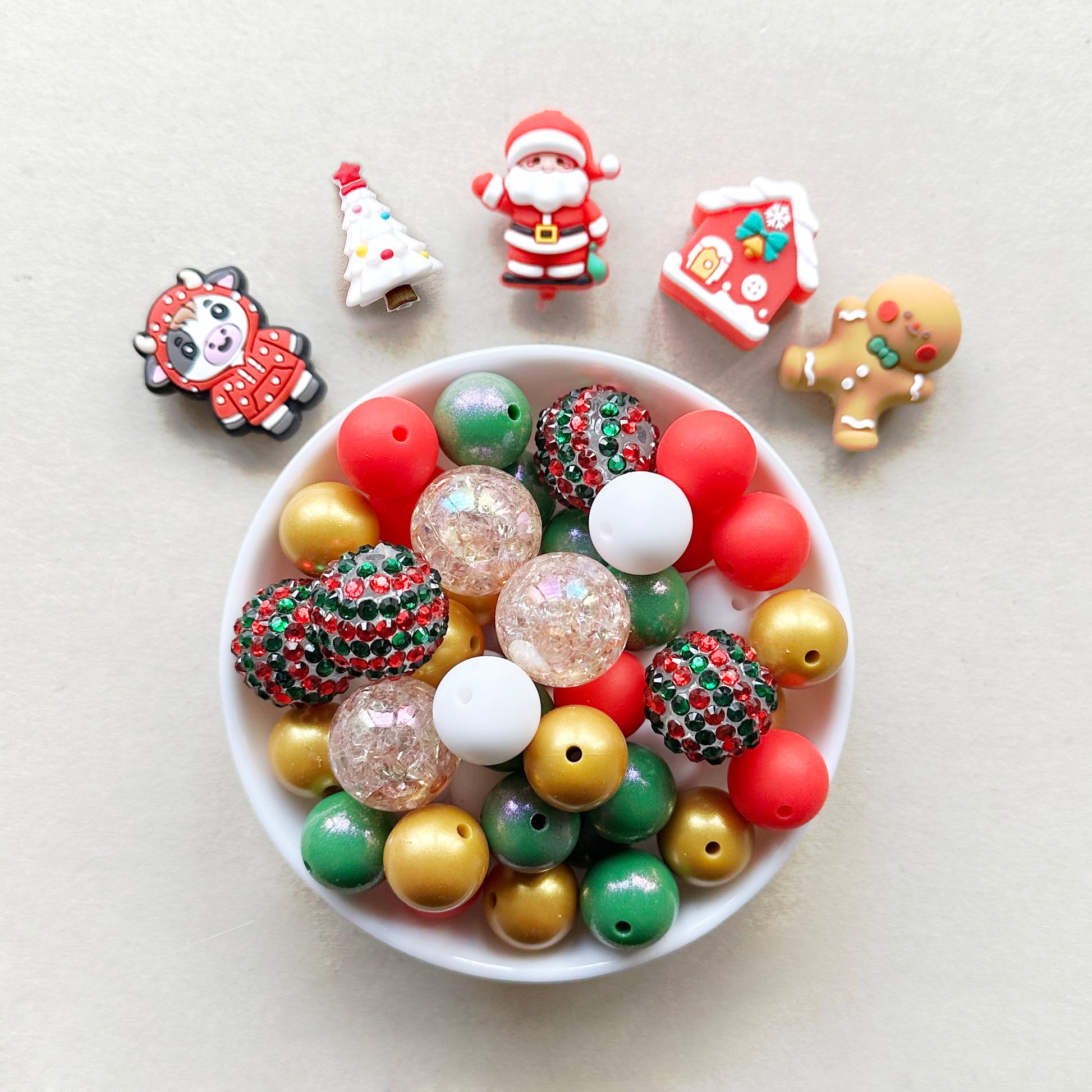 55Pcs Assorted Christmas Beads Silicone Beads Bubblegum Rhinestone Beads Pack