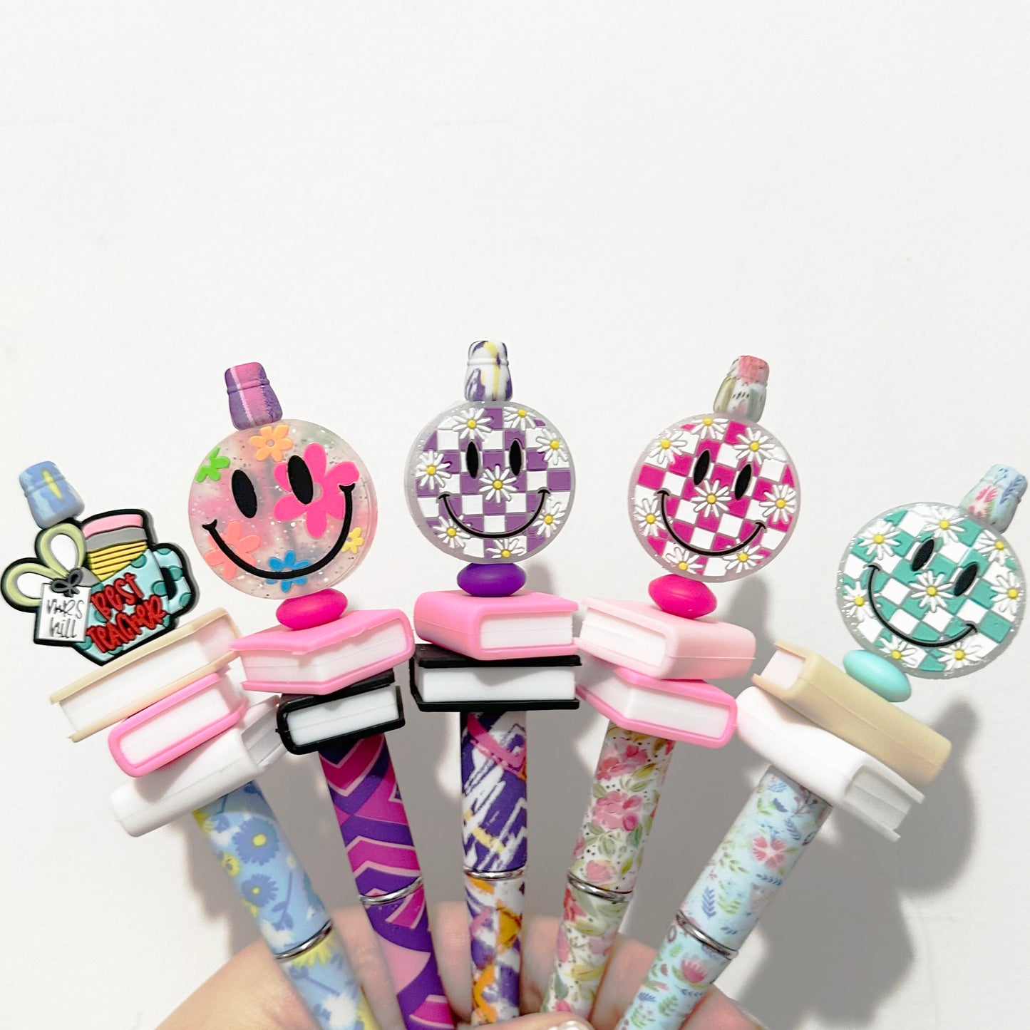 Stacked Books Smile Print Beaded Pen