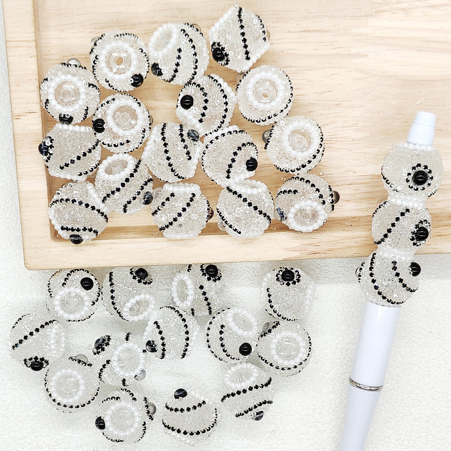 Sugar Rhinestone Clear Acrylic Fancy Beads