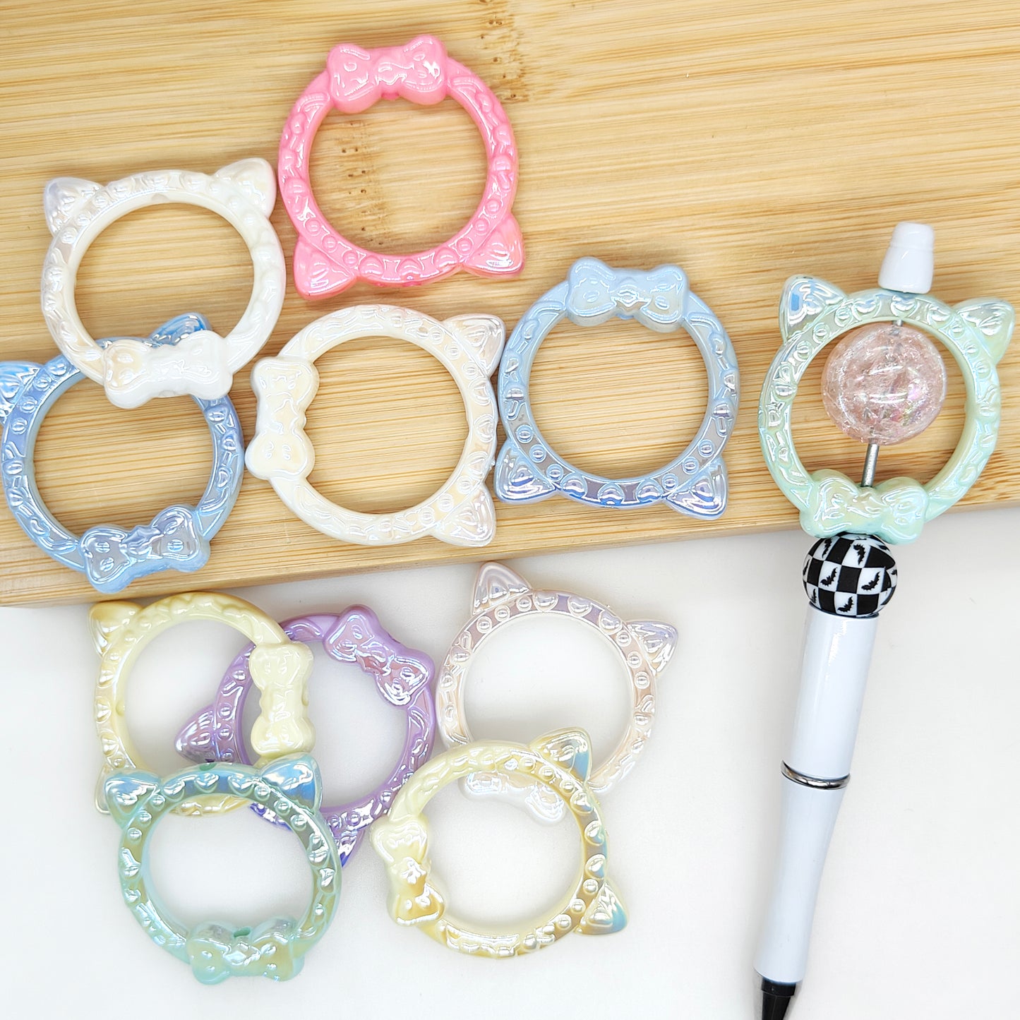 UV Cat Acrylic Frame,Assorted Color UV Frame Beads