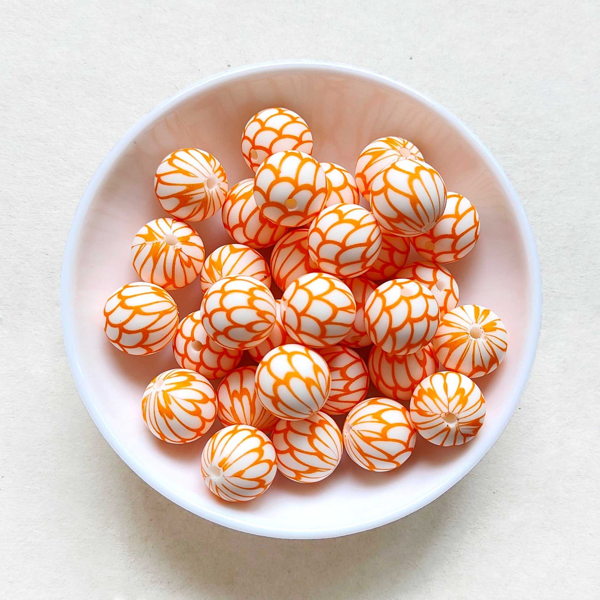 12/15mm Pine Cone Print Silicone Beads - Round - #106