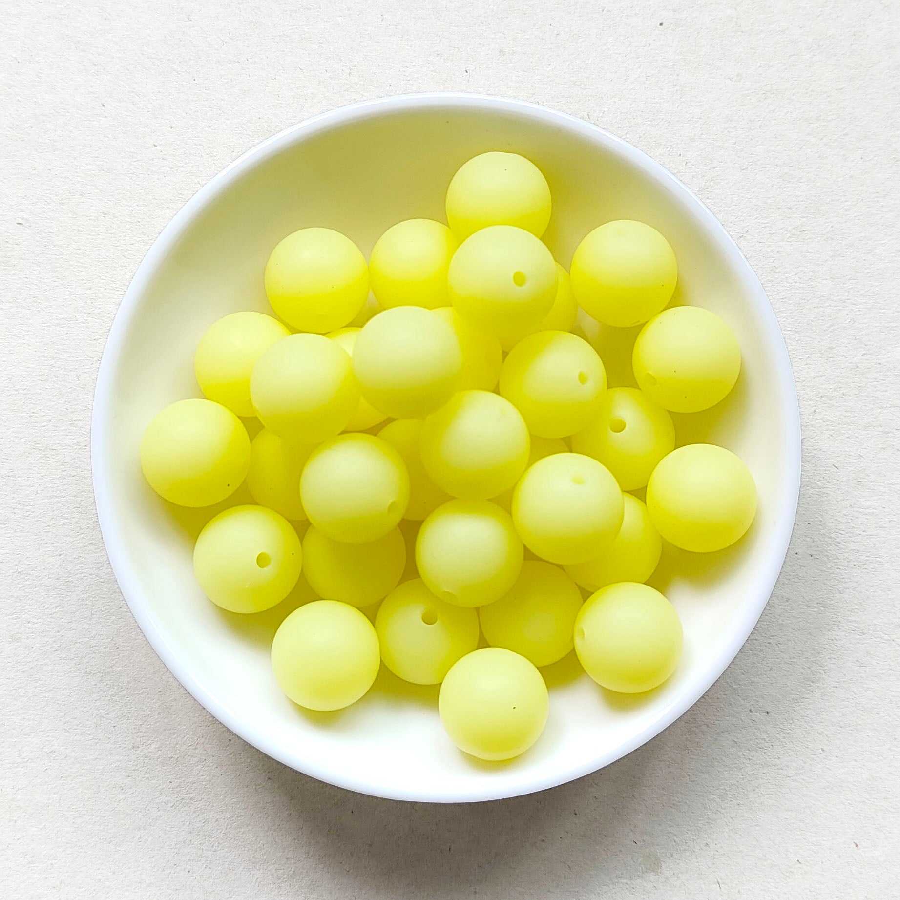 12/15mm Yellow Luminous Silicone Beads - Round - #99